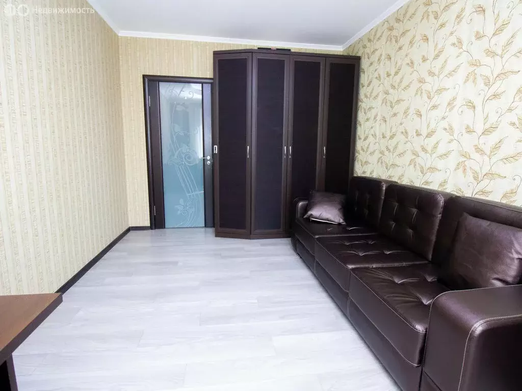 3-комнатная квартира: Ульяновск, Промышленная улица, 93 (68.8 м) - Фото 1