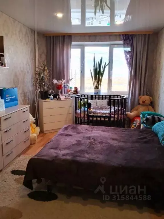 2-к кв. Курганская область, Курган Заозерный жилрайон, 7-й мкр, 15 ... - Фото 0