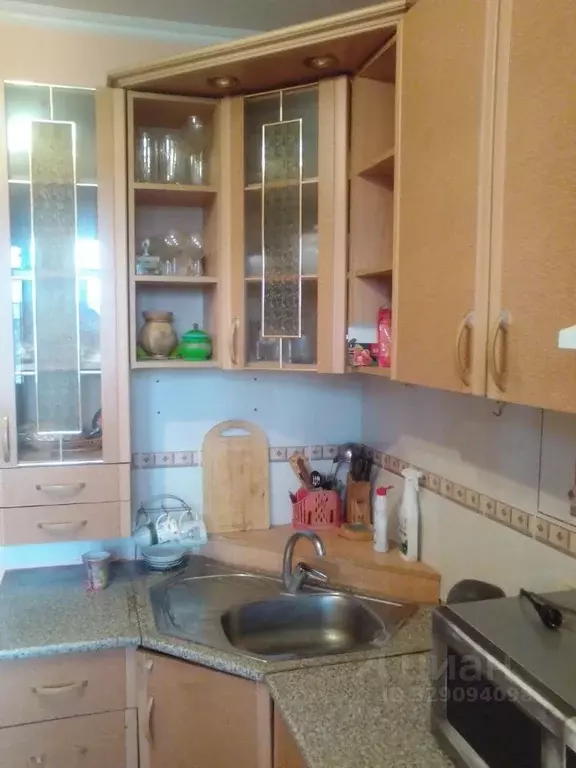 3-к кв. Оренбургская область, Оренбург просп. Гагарина, 49 (65.0 м) - Фото 1