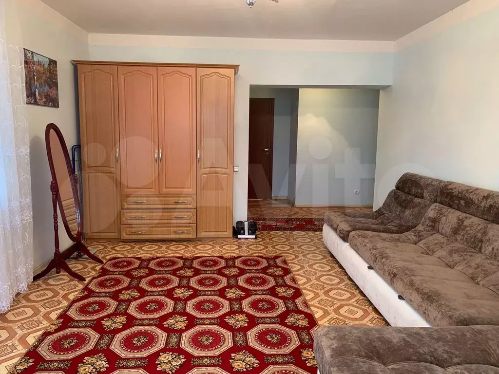 2-к. квартира, 55 м, 3/3 эт. - Фото 1
