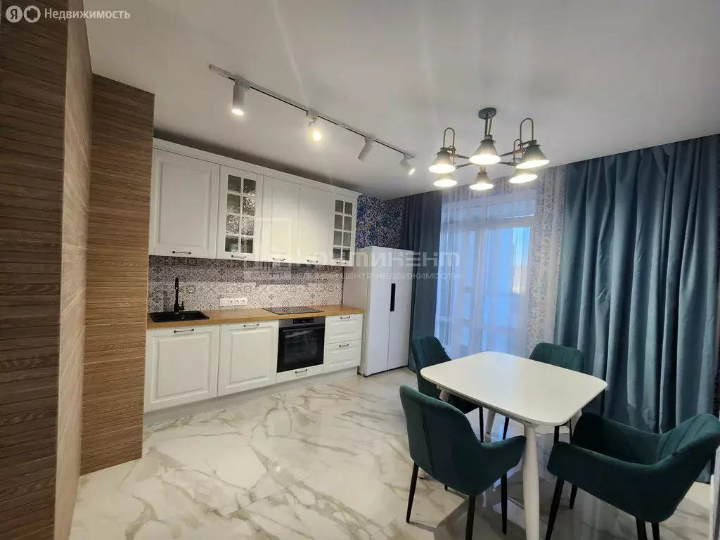 3-комнатная квартира: Владимир, улица Нижняя Дуброва, 51 (83 м) - Фото 0