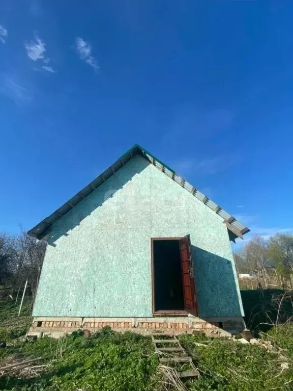 Дом в Псковская область, Палкинская волость, д. Бенево  (15 м) - Фото 1