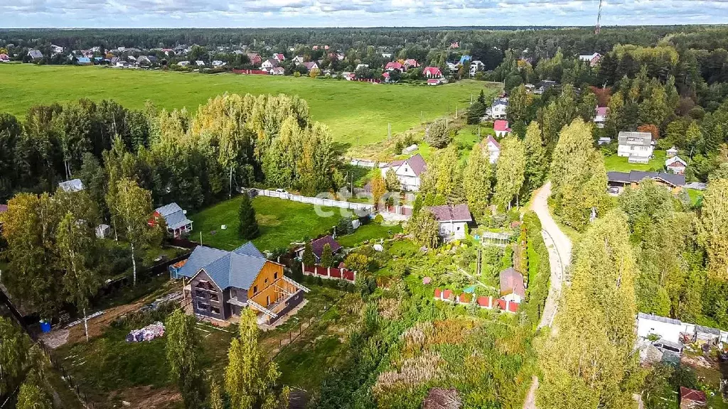 Участок в Ленинградская область, Выборгский район, Рощинское городское ... - Фото 0