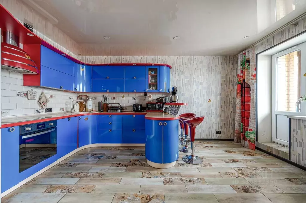 3-к кв. Санкт-Петербург Варшавская ул., 6к1 (90.9 м) - Фото 1