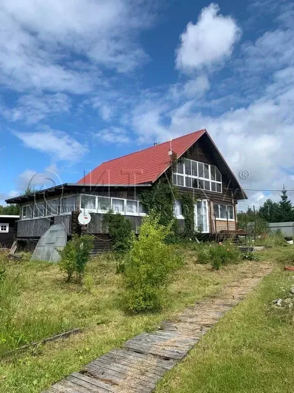 Дом в Ленинградская область, Лодейнопольский район, Алеховщинское ... - Фото 1