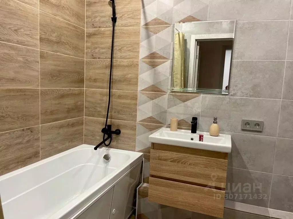 1-к кв. Алтайский край, Барнаул Власихинская ул., 65ак4 (46.0 м) - Фото 2