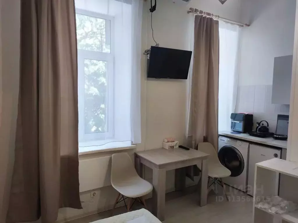 Студия Приморский край, Владивосток ул. Борисенко, 14 (16.0 м) - Фото 1