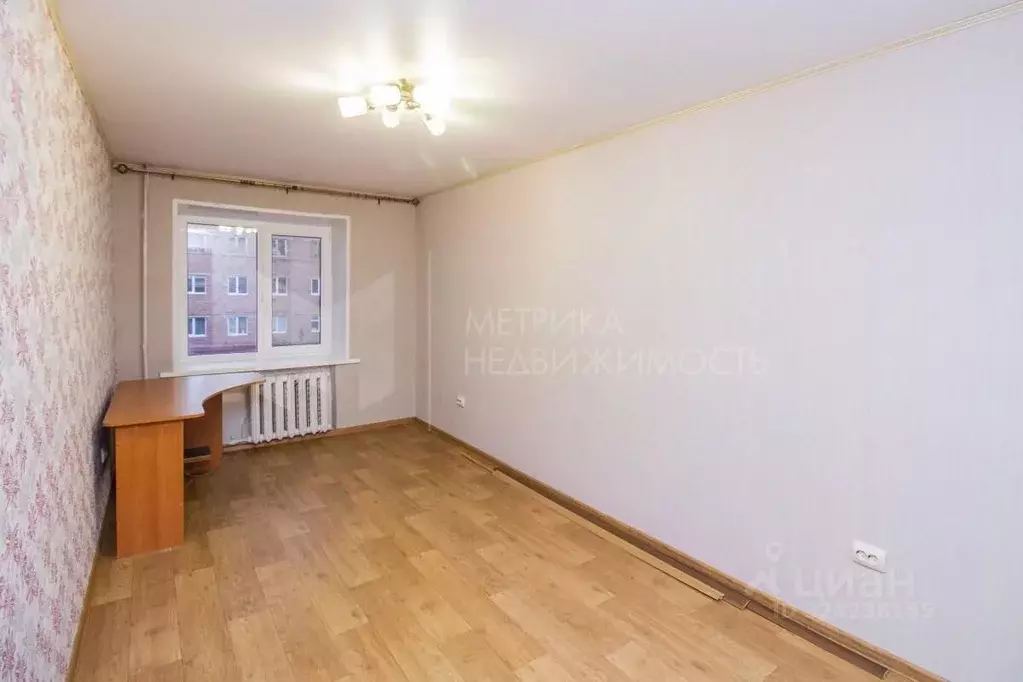 2-к кв. Тюменская область, Тюмень ул. Карла Маркса, 123 (46.4 м) - Фото 1