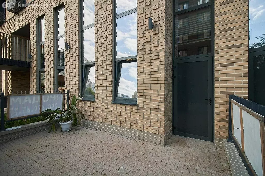 2-комнатная квартира: Тюмень, улица Усиевича, 16 (85.4 м) - Фото 1