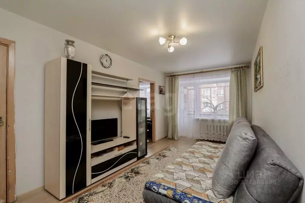 3-к кв. Удмуртия, Ижевск ул. Воровского, 136А (54.8 м) - Фото 2