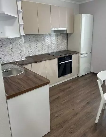 1-к. квартира, 40 м, 8/17 эт. - Фото 0