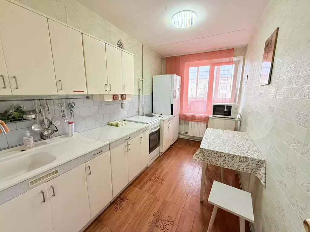 2-к. квартира, 48 м, 3/9 эт. - Фото 1