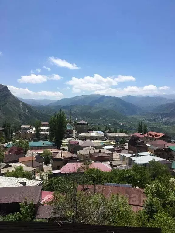 Дом в Дагестан, с. Гуниб ул. Имени Абдулы Омарова, 10 (120 м) - Фото 2