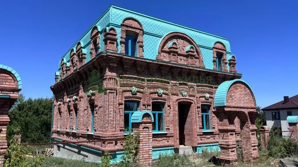 Коттедж в Саратовская область, Саратов ул. Самойловская, 35 (220 м) - Фото 0