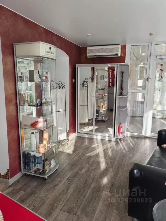 Помещение свободного назначения в Саратовская область, Энгельс ... - Фото 1