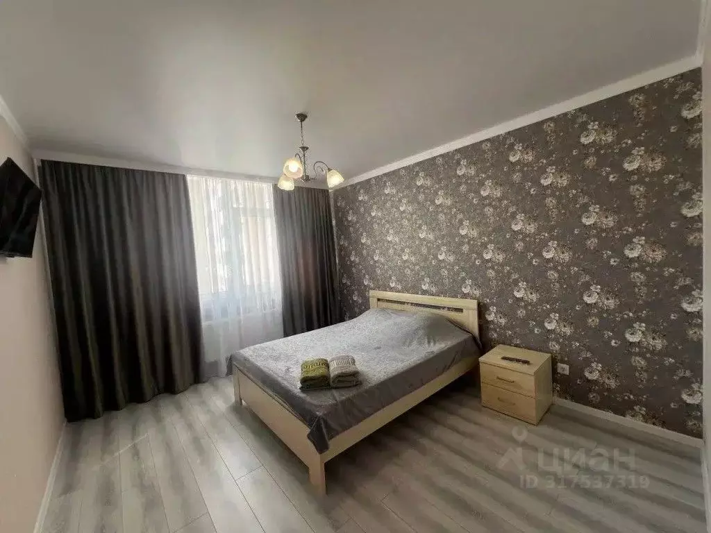 1-к кв. Оренбургская область, Оренбург Уральская ул., 2/24 (42.0 м) - Фото 1