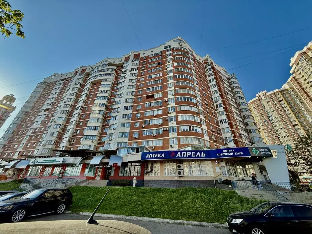 1-к кв. Краснодарский край, Краснодар Юбилейный мкр, ул. 70-летия ... - Фото 0