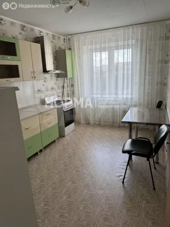 1-комнатная квартира: Октябрьский, улица Чкалова, 18 (39.2 м) - Фото 0
