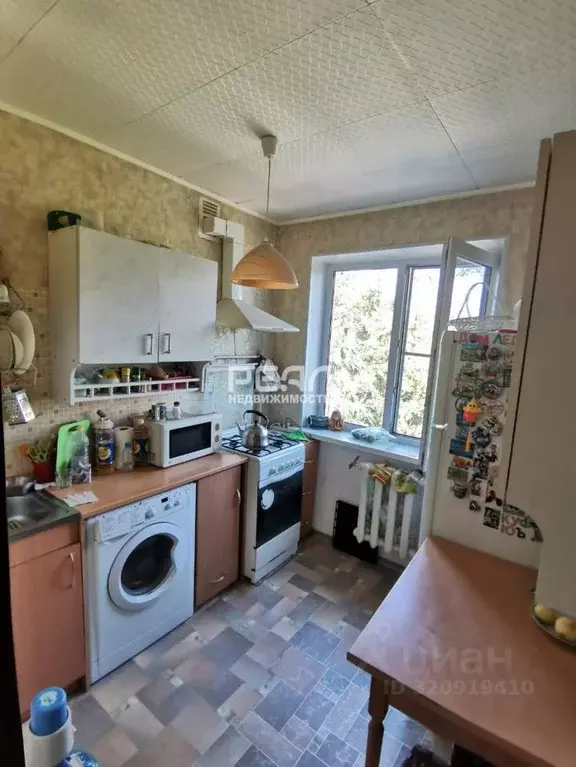 3-к кв. Ленинградская область, Гатчина ул. Гагарина, 25 (47.1 м) - Фото 1