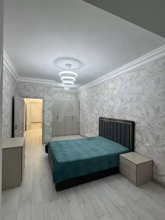 3-к. квартира, 120 м, 8/10 эт. - Фото 0