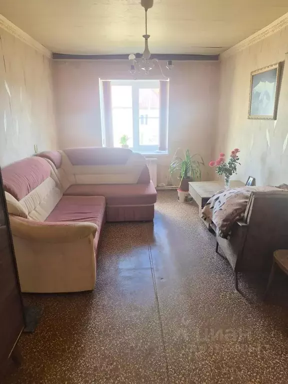 3-к кв. Саратовская область, Петровск ул. Шамаева, 107 (49.0 м) - Фото 0