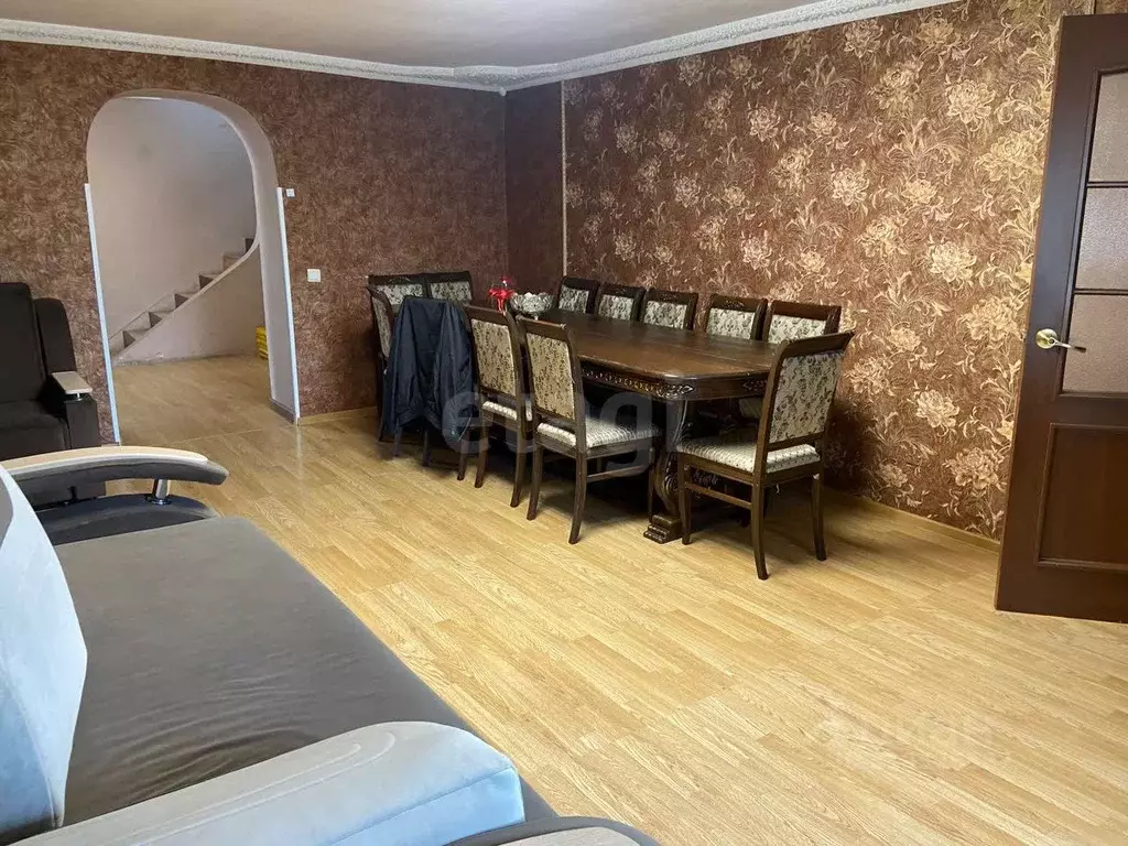 Дом в Кемеровская область, Кемерово Тельбесская ул. (280 м) - Фото 1