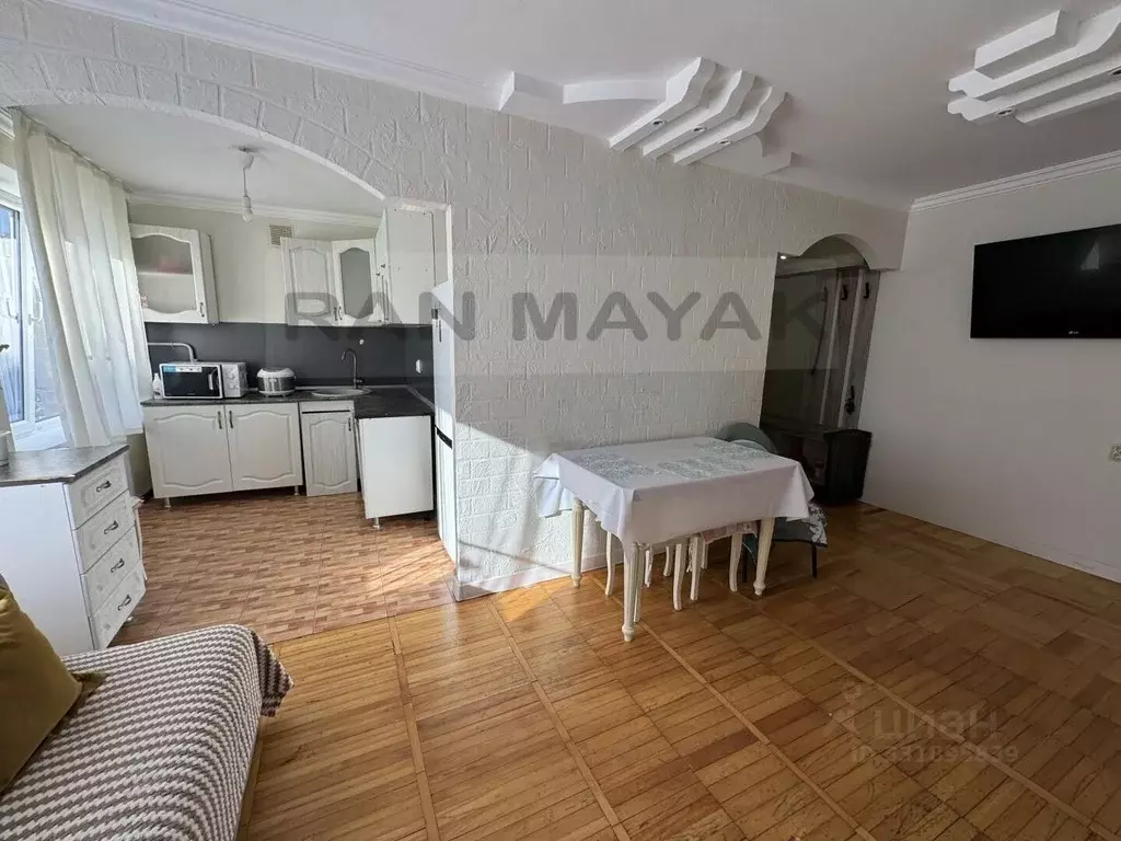 3-к кв. Адыгея, Майкоп ул. Чкалова, 77 (50.3 м) - Фото 1
