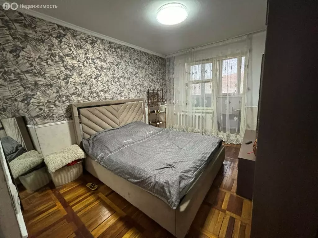 4-комнатная квартира: Нальчик, улица Тарчокова, 54 (82.6 м) - Фото 1