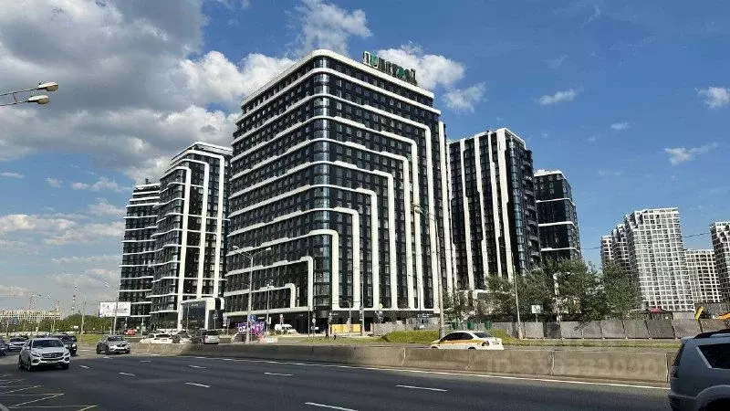 2-к кв. Москва ул. Нижние Мневники, 16к4 (83.4 м) - Фото 1