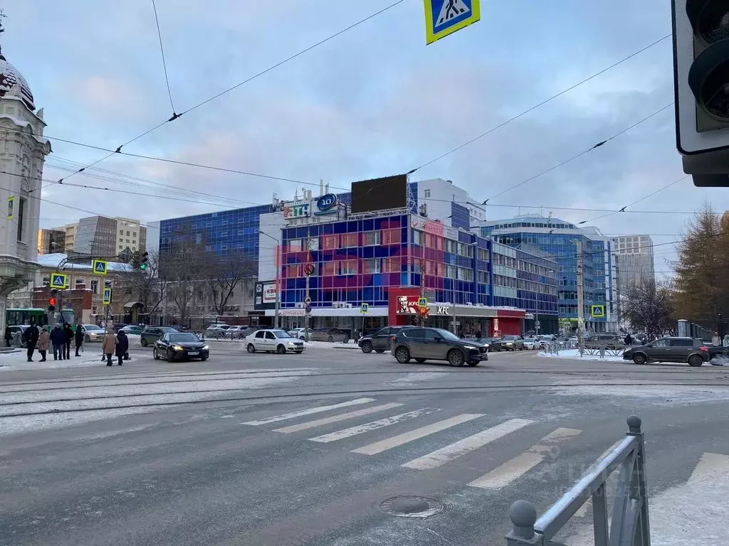 Торговая площадь в Свердловская область, Екатеринбург ул. ... - Фото 0