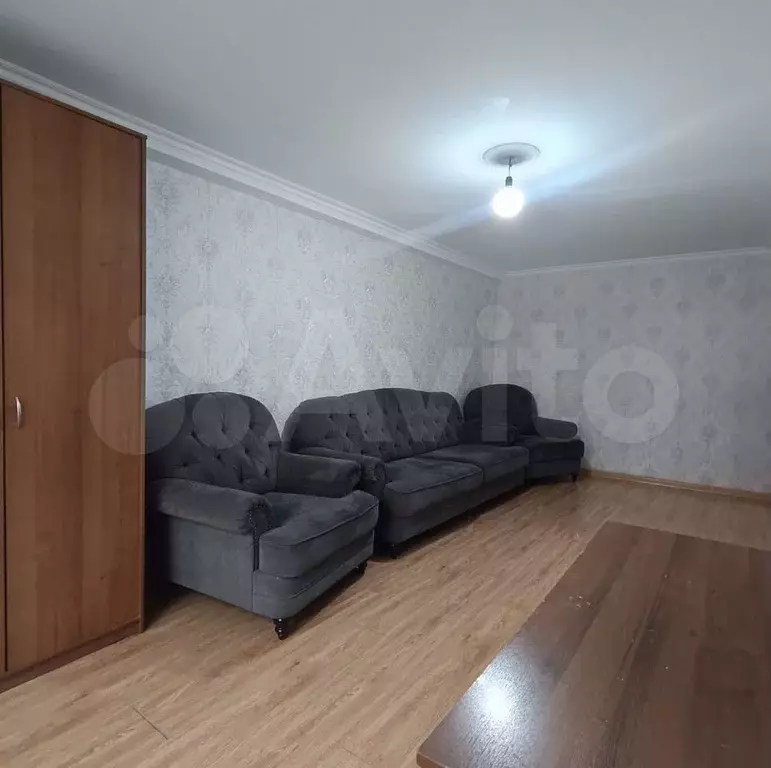 2-к. квартира, 56 м, 4/10 эт. - Фото 0