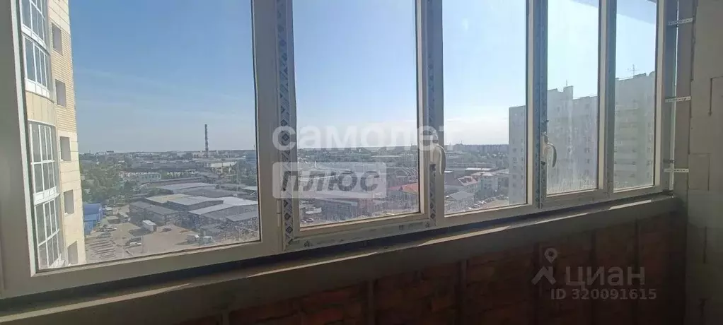 1-к кв. Омская область, Омск ул. Кирова, 51 (37.9 м) - Фото 2