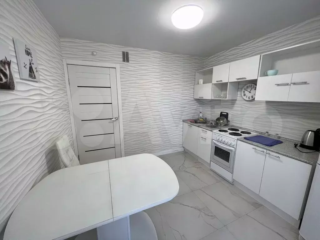 1-к. квартира, 40 м, 6/17 эт. - Фото 1