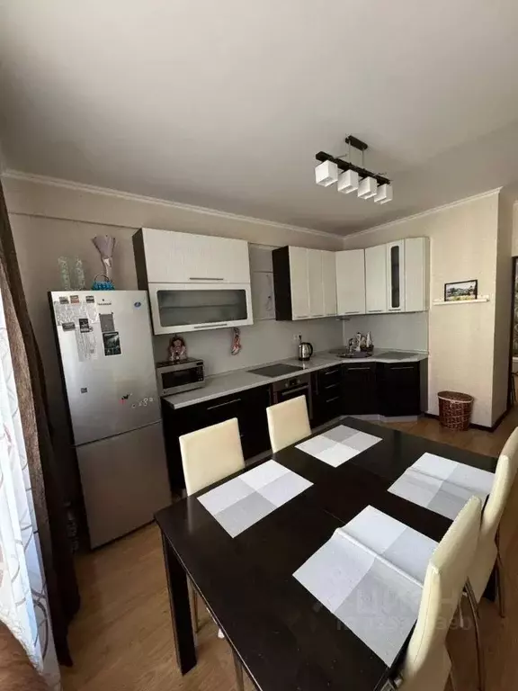 1-к кв. Астраханская область, Астрахань проезд Воробьева, 3 (49.0 м) - Фото 1