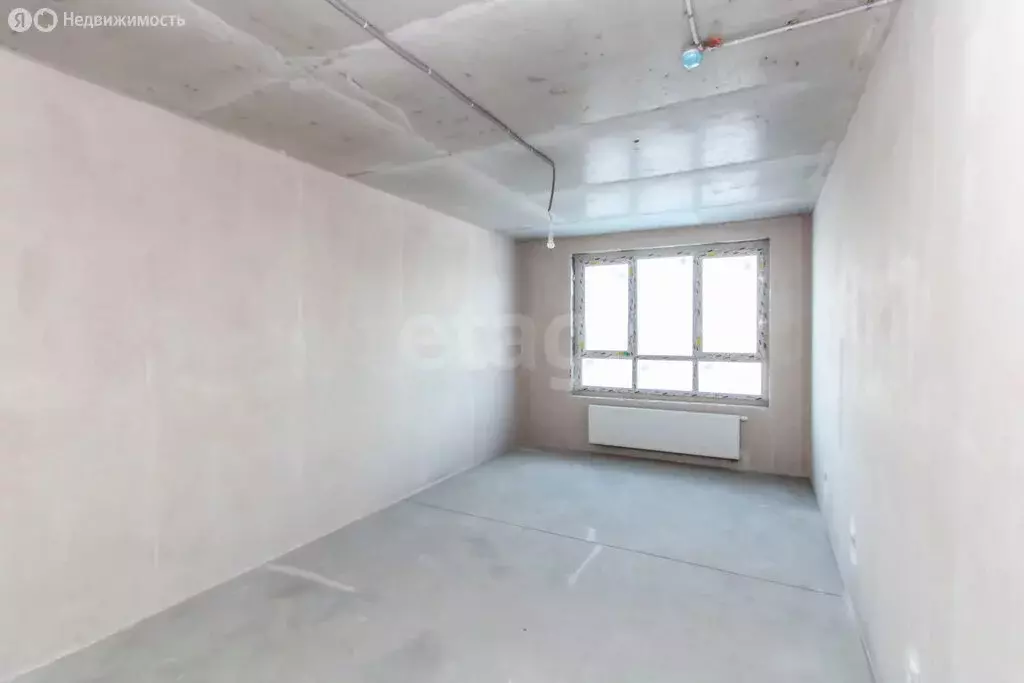 3-комнатная квартира: Тюмень, улица Разведчика Кузнецова, 16 (91.2 м) - Фото 2