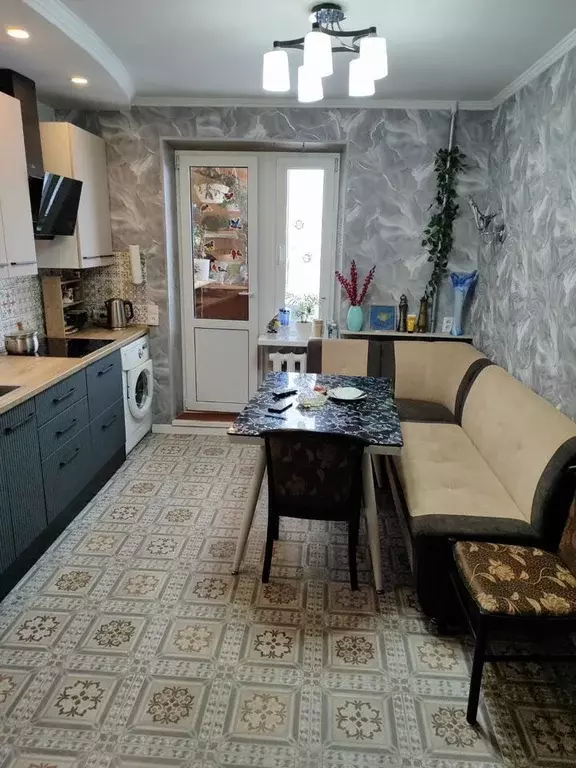 2-к кв. Ленинградская область, Кириши Плавницкий бул., 2 (58.0 м) - Фото 2