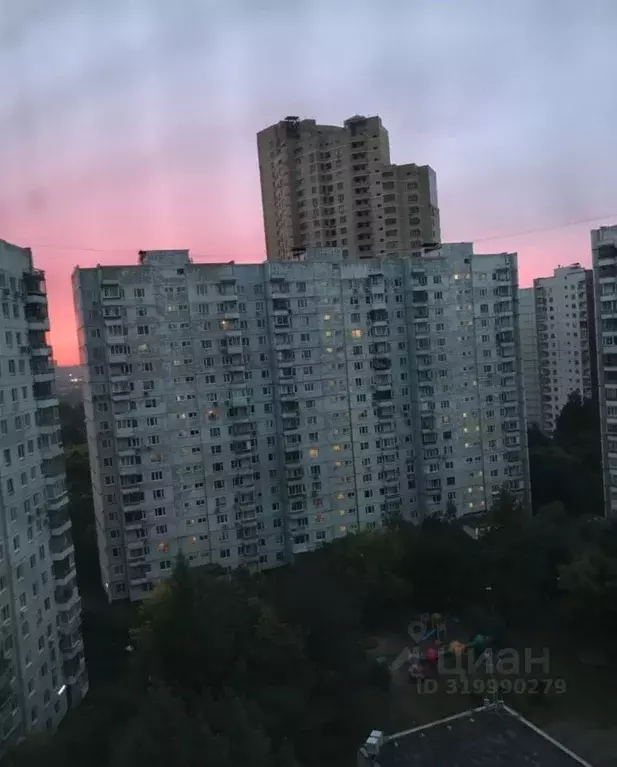 3-к кв. Москва ул. Крылатские Холмы, 41к1 (77.0 м) - Фото 0