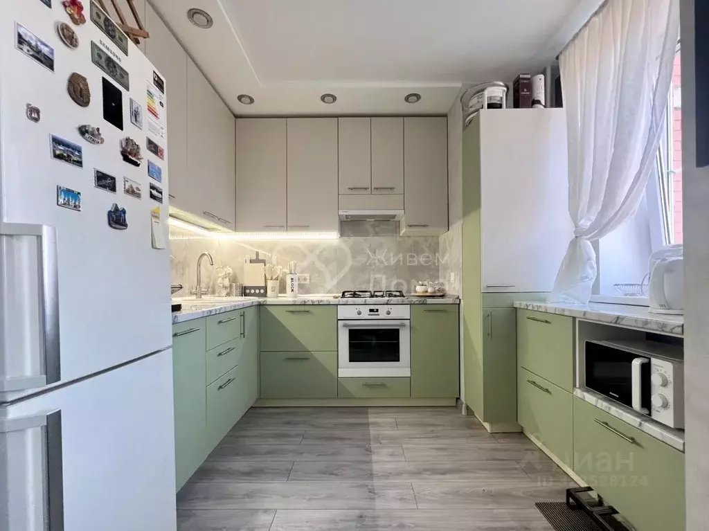 2-к кв. Волгоградская область, Волгоград Санаторная ул., 16 (58.5 м) - Фото 2