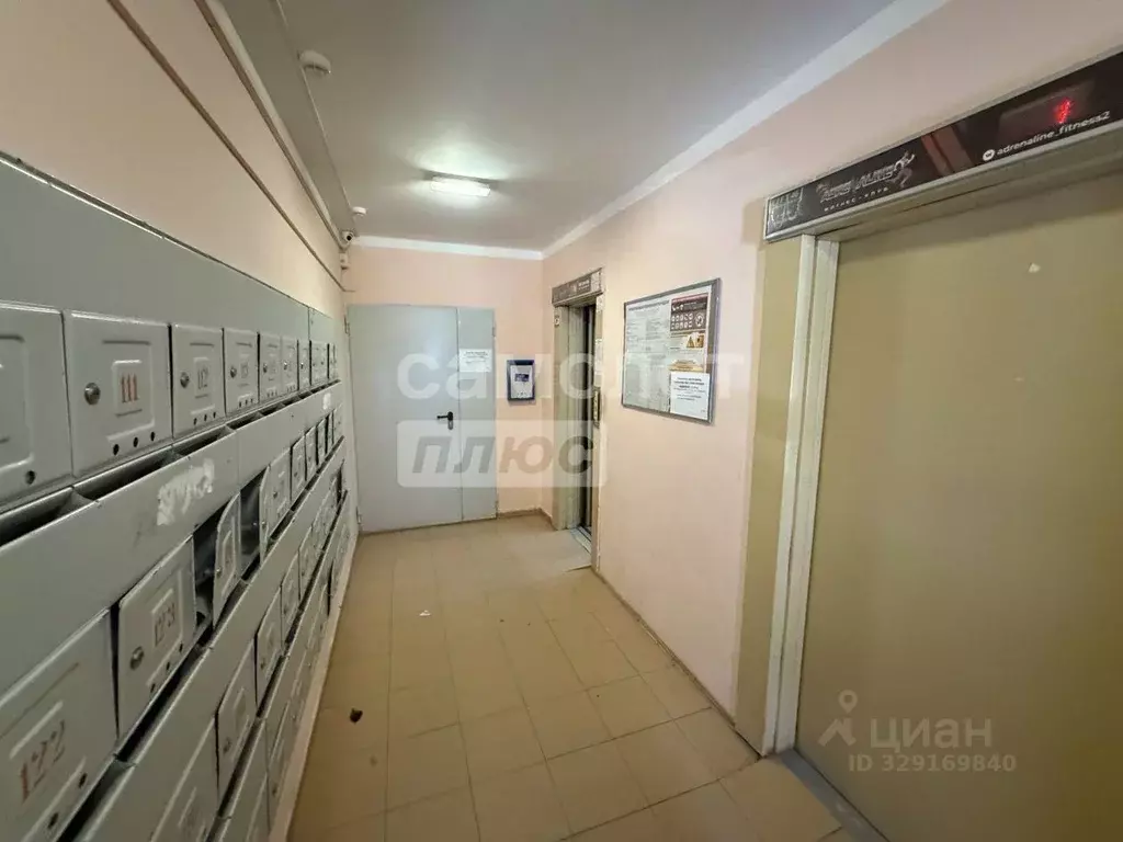 1-к кв. Курская область, Курск просп. Вячеслава Клыкова, 62 (37.0 м) - Фото 2