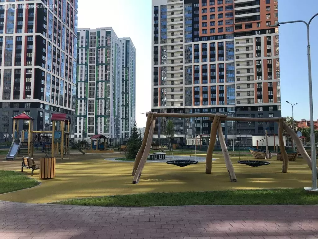 2-комнатная квартира: Екатеринбург, улица Печатников, 3 (50.02 м) - Фото 2