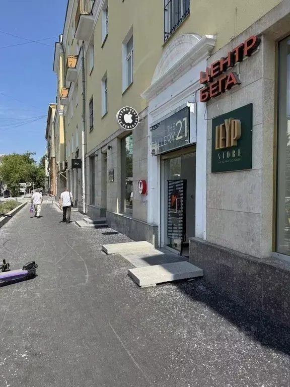 Торговая площадь в Свердловская область, Екатеринбург ул. Хохрякова, ... - Фото 1