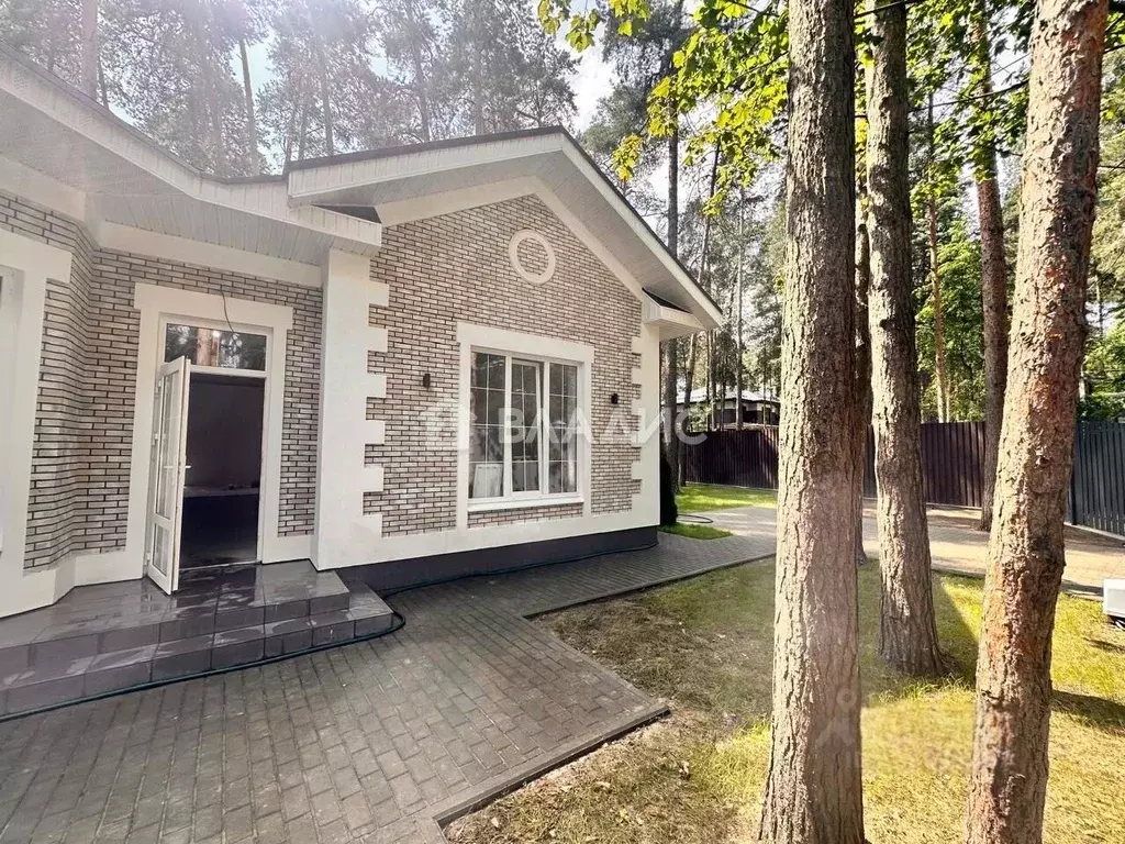 Дом в Московская область, Раменское ул. Льва Толстого (150 м) - Фото 1