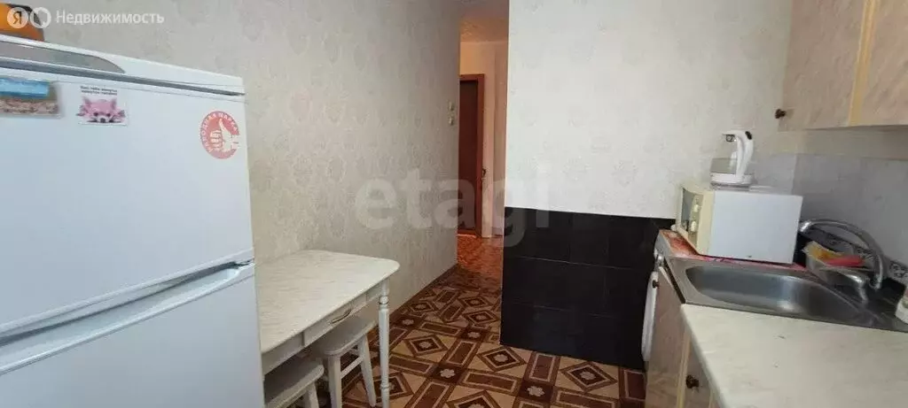 2-комнатная квартира: Усть-Катав, 2-й микрорайон, 20 (43.9 м) - Фото 2