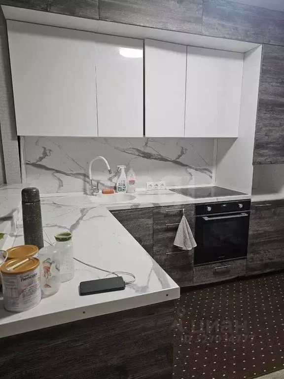 2-к кв. Тюменская область, Тюмень ул. Федюнинского, 11 (60.0 м) - Фото 2