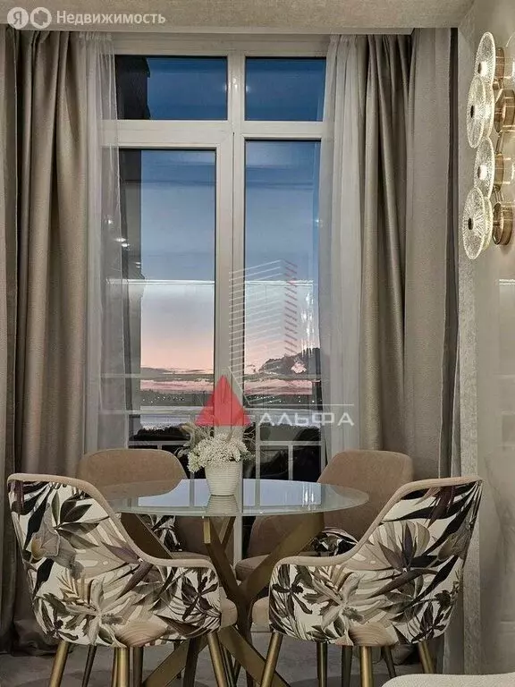 2-комнатная квартира: Евпатория, проспект Ленина, 68к43 (57 м) - Фото 1