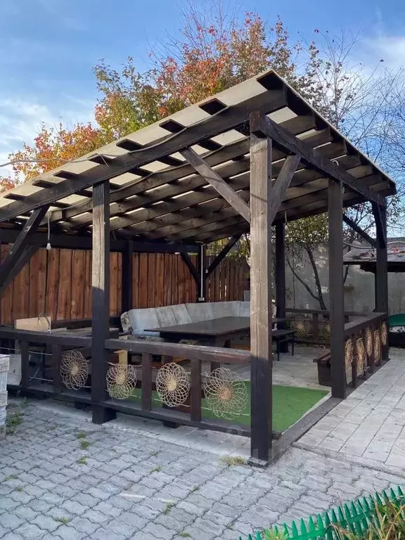 Дом в Иркутская область, Иркутск Сарафановская ул., 153/2 (250 м) - Фото 2