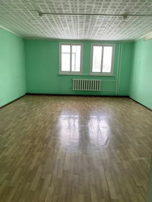 Помещение свободного назначения в Ханты-Мансийский АО, Октябрьский ... - Фото 0