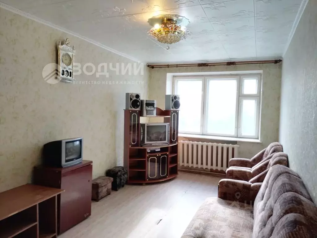 3-к кв. Чувашия, Вурнары пгт ул. Жоржа Илюкина, 6 (74.0 м) - Фото 1