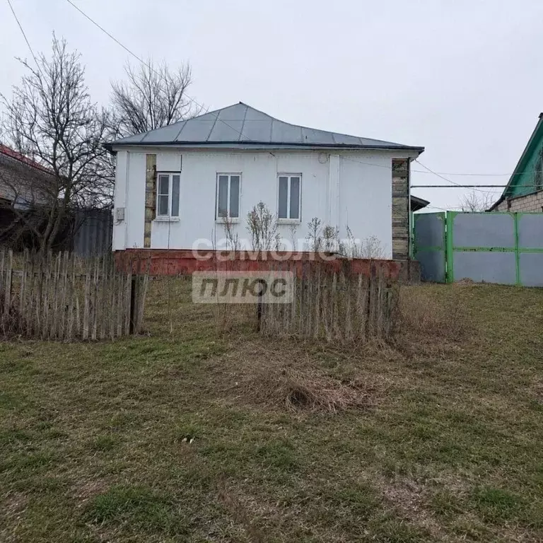 Дом в Курская область, Поселок Медвенка муниципальное образование, ... - Фото 2