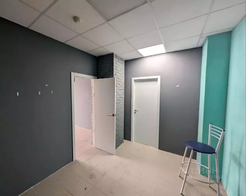 Торговая площадь в Санкт-Петербург Львовская ул., 9 (50 м) - Фото 1